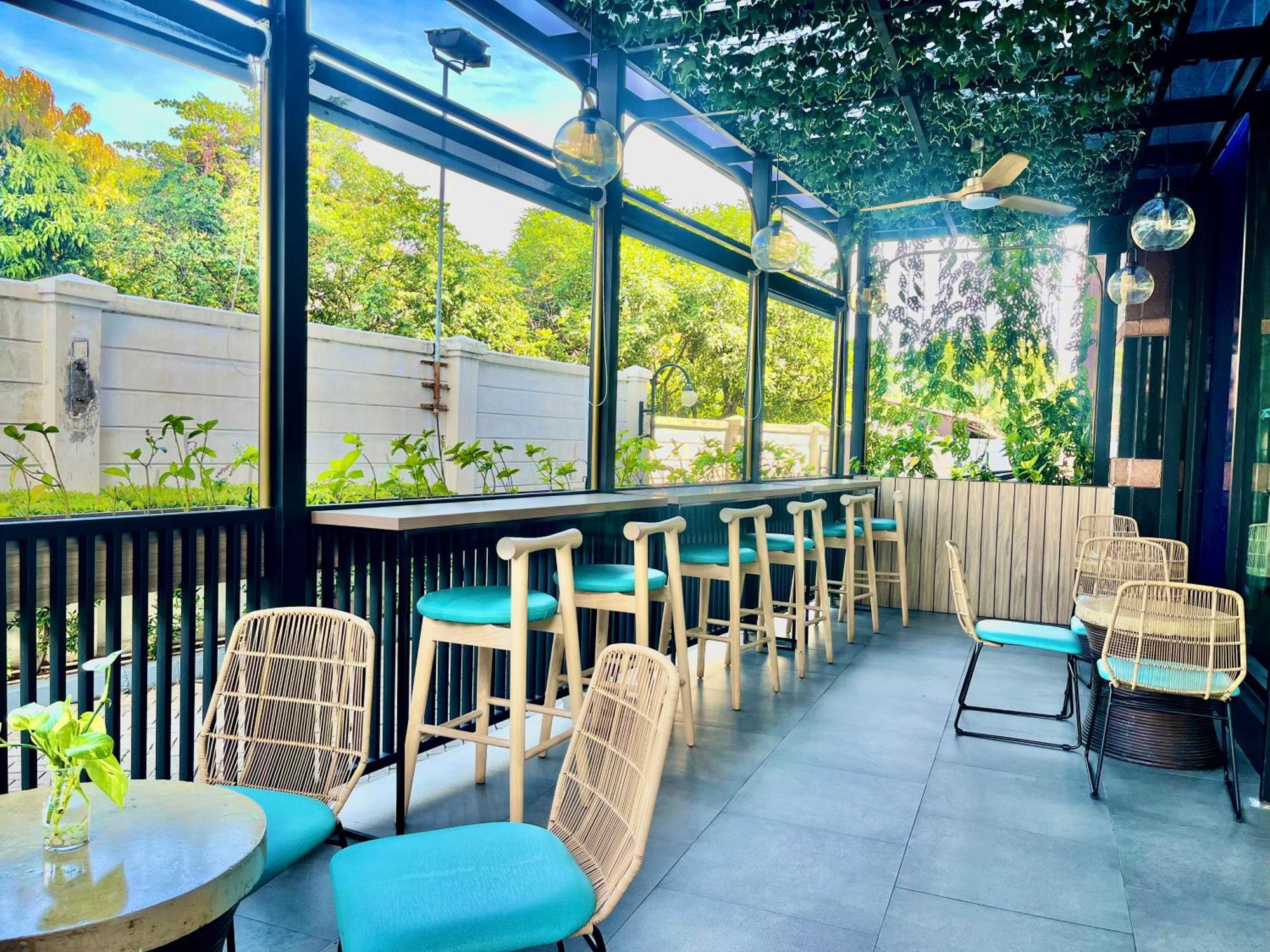 The Acacia Hotel Jakarta Exteriör bild